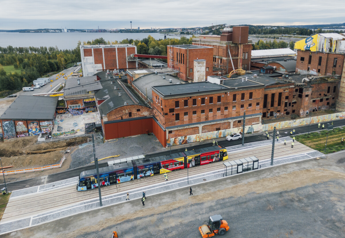 Tampereen Ratikan Lentävänniemen koeajot