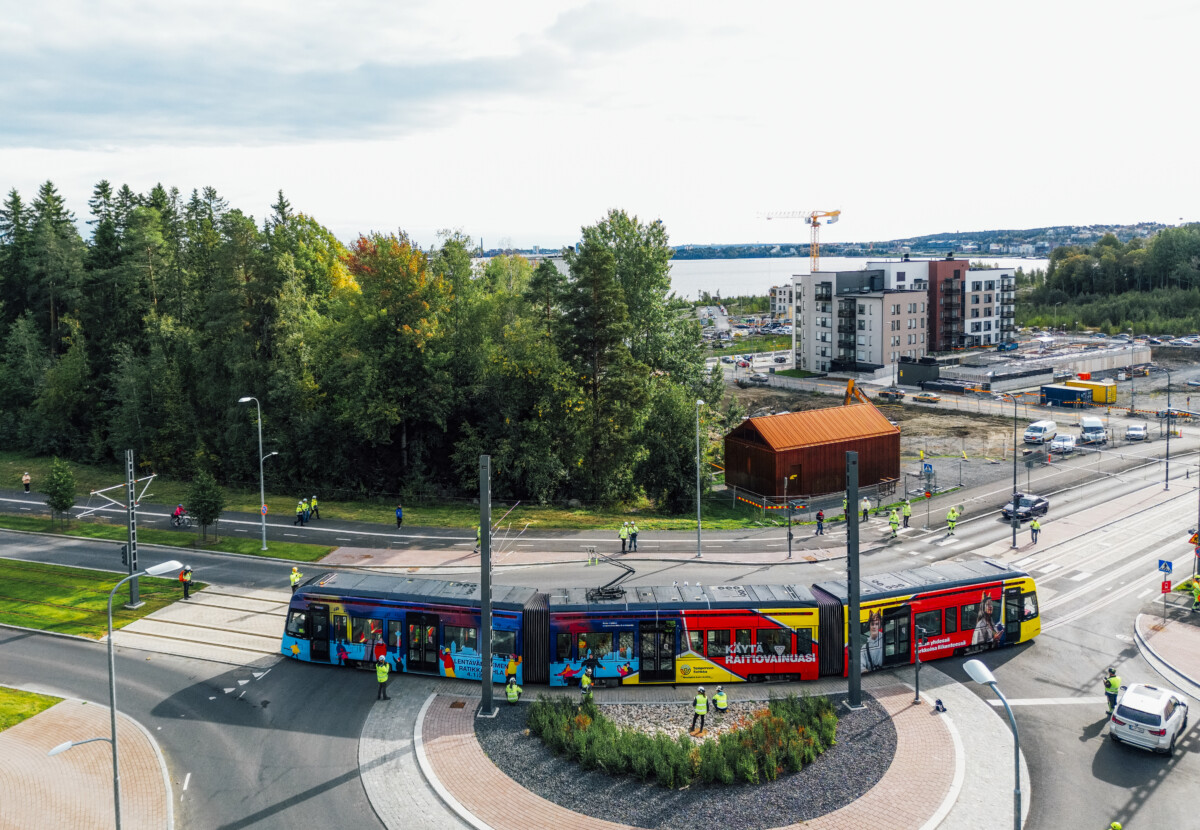 Tampereen Ratikan Lentävänniemen koeajot