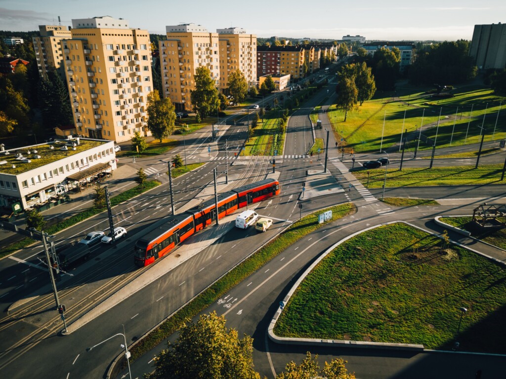 Tampereen Ratikka Sammon aukiolla