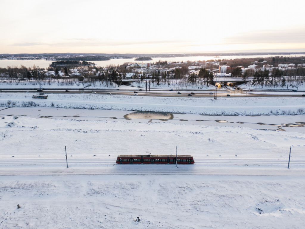 Tampereen Ratikka Näsisaaressa